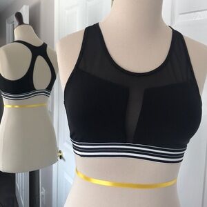 Athleta Illusion Bra Sz Small